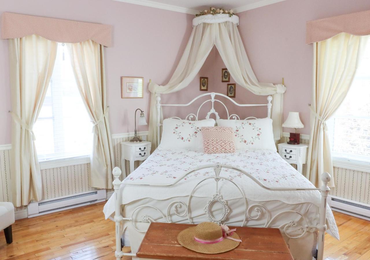 Bed & Breakfast, Gite La Princesse Des Champs Saint-Jean-de-Boischâtel Exteriör bild