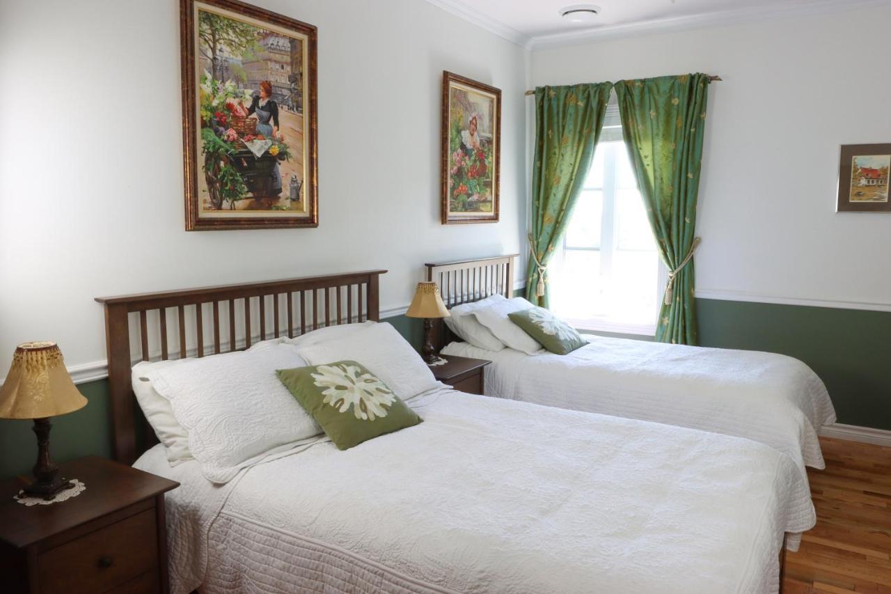 Bed & Breakfast, Gite La Princesse Des Champs Saint-Jean-de-Boischâtel Exteriör bild